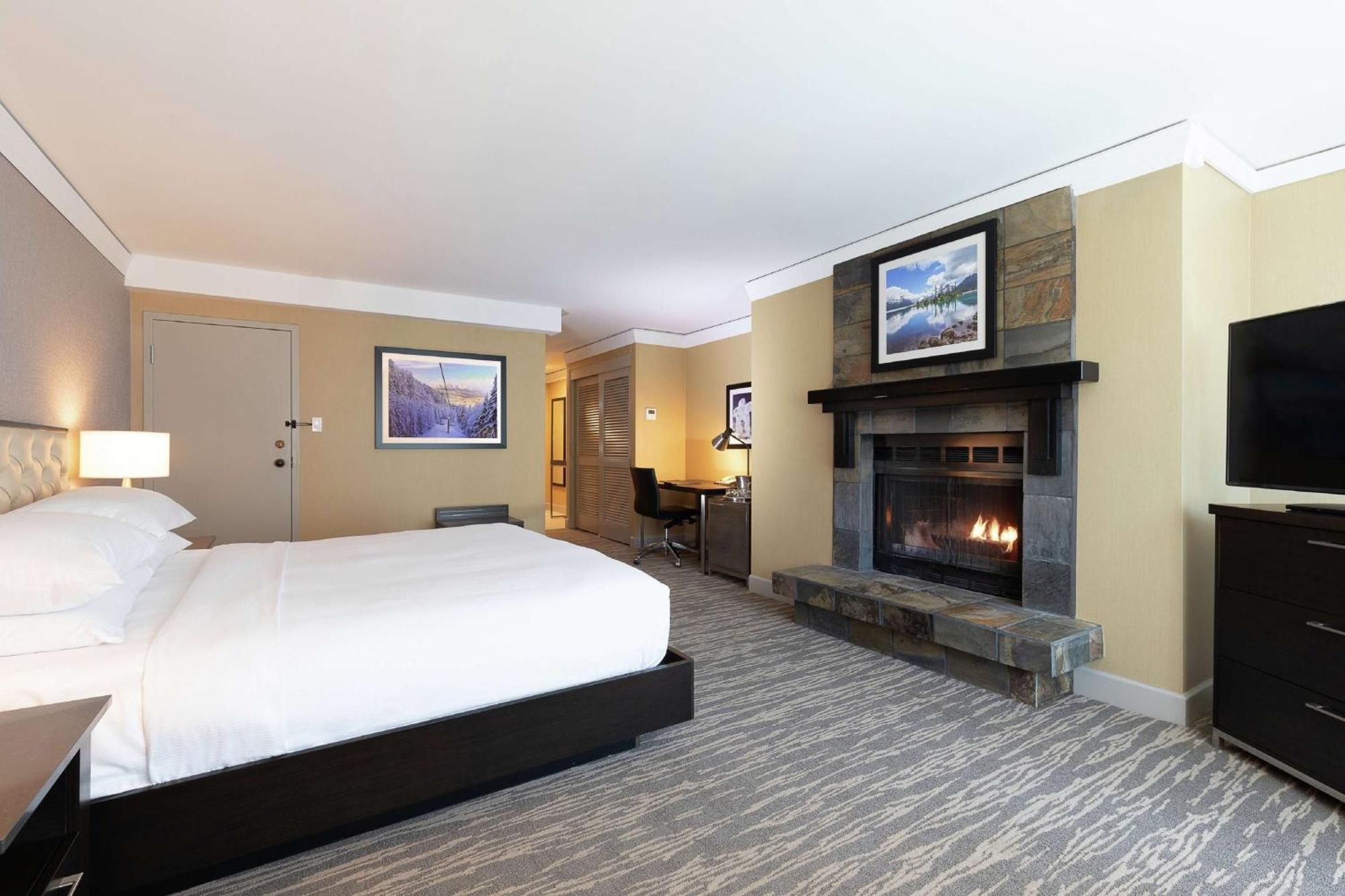 Hilton Whistler Resort & Spa Extérieur photo