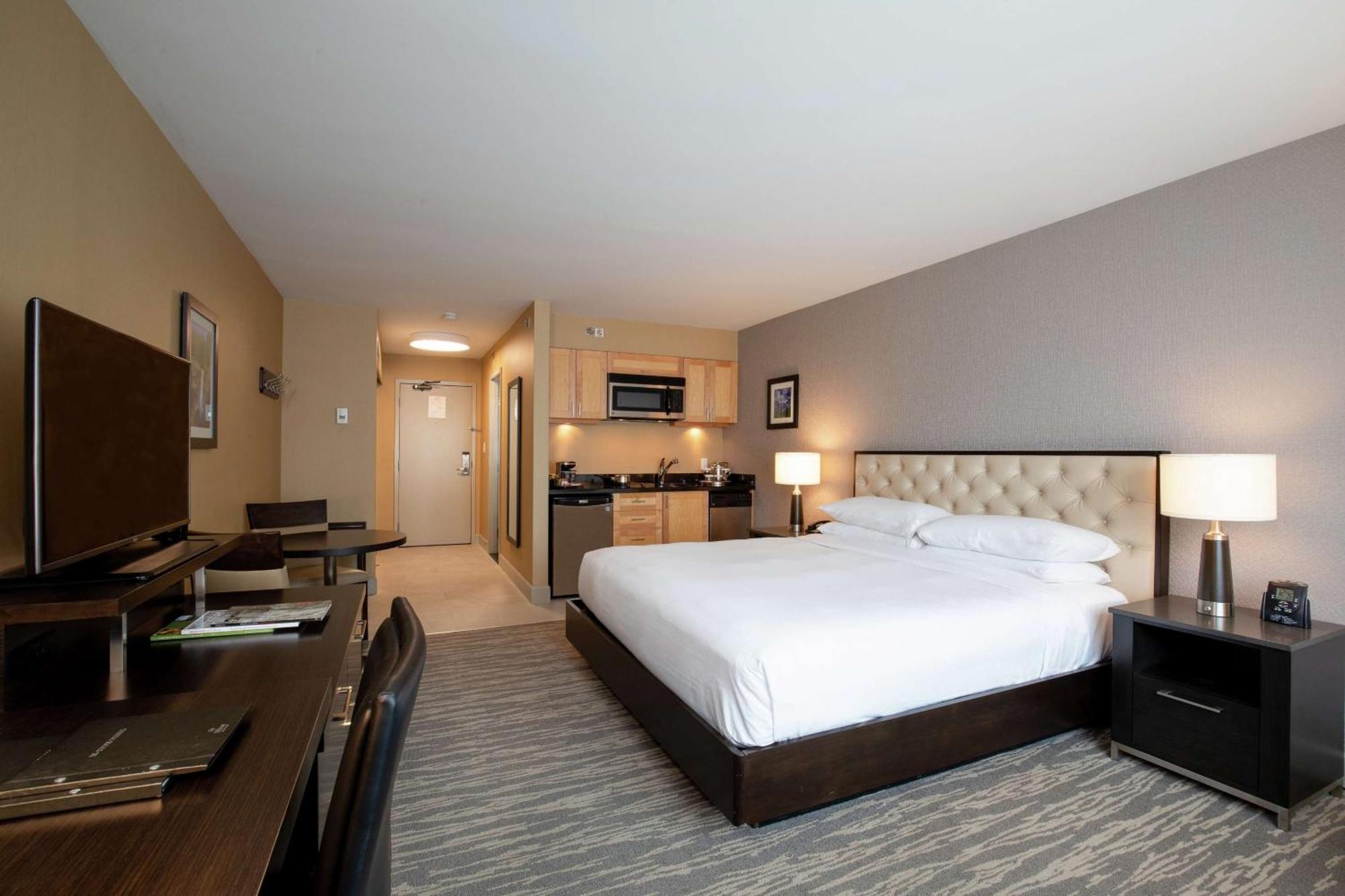 Hilton Whistler Resort & Spa Extérieur photo