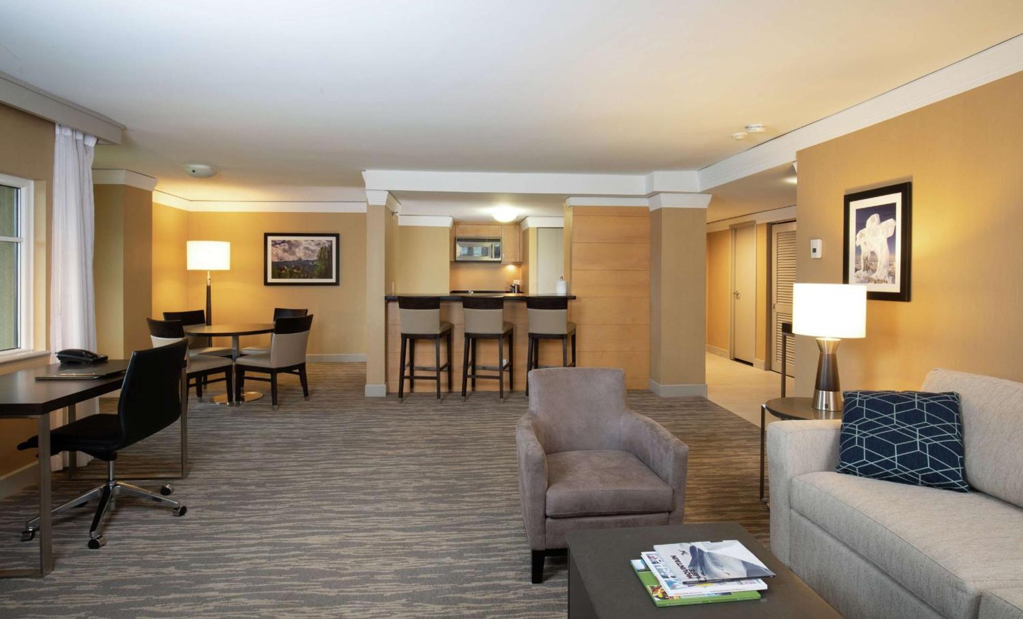 Hilton Whistler Resort & Spa Extérieur photo