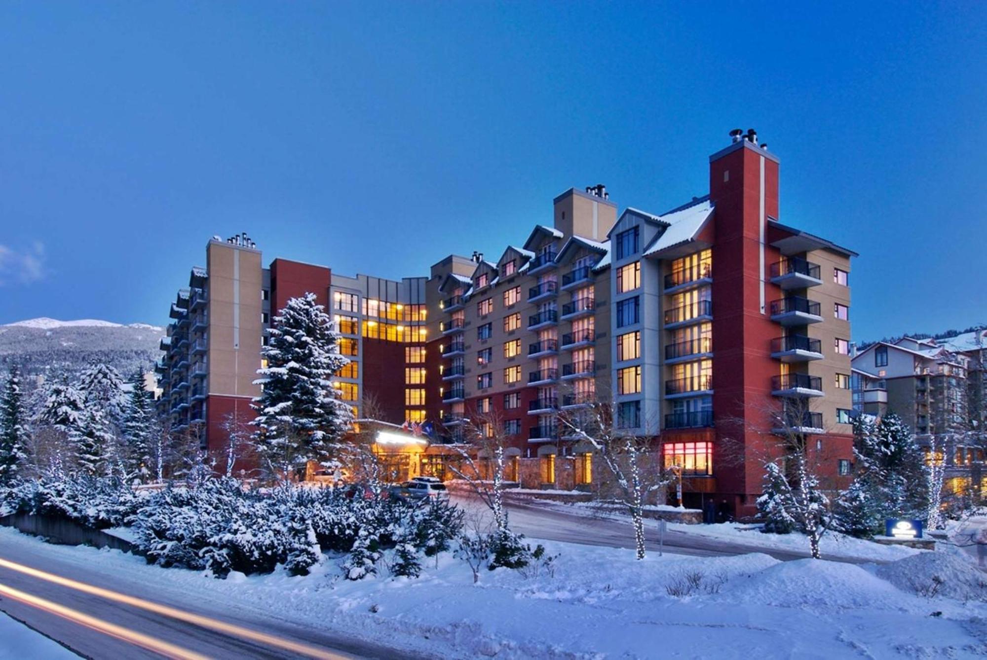 Hilton Whistler Resort & Spa Extérieur photo