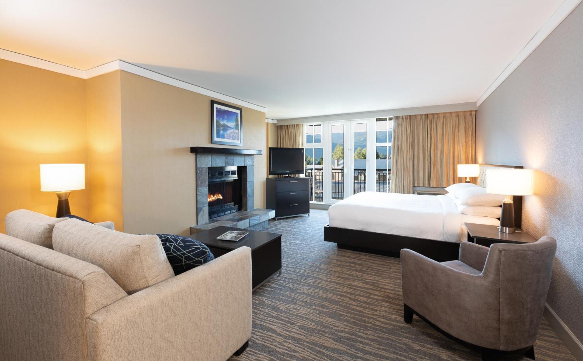 Hilton Whistler Resort & Spa Extérieur photo